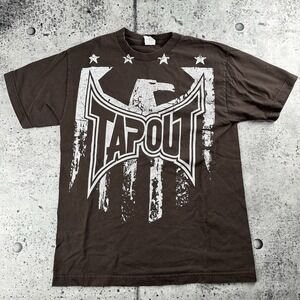 Vintage Tapout Big Logo Graphic Print Spell Out T-Shirt Brown Flag Size Large M
